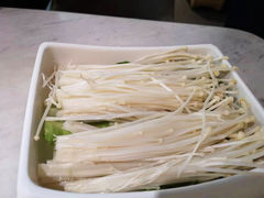 -左庭右院鲜牛肉火锅(浦江欢乐颂店)