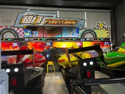-嗨翻Hi-Fun竞技主题乐园·蹦床团建生日聚会(五棵松华熙店)