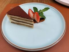 -Golden Lily河内巴黎法越料理餐厅(建国西路店)