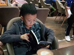 -钟书阁(松江泰晤士小镇店)