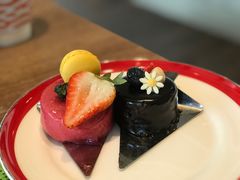 -咖啡苑自助餐厅·中国大饭店