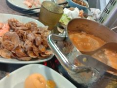 -金滏山烤肉·海鲜·火锅自助餐厅(襄阳万达店)