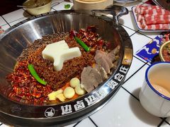 -贤合庄卤味火锅(安吉万达店)