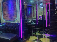 -麦度量贩式KTV(中联广场店)