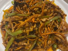 -六泰居·尔滨地标·东北菜(泰山路店)