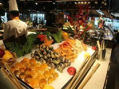 自助取餐区-亚马逊环球美食百汇(新城吾悦广场店)