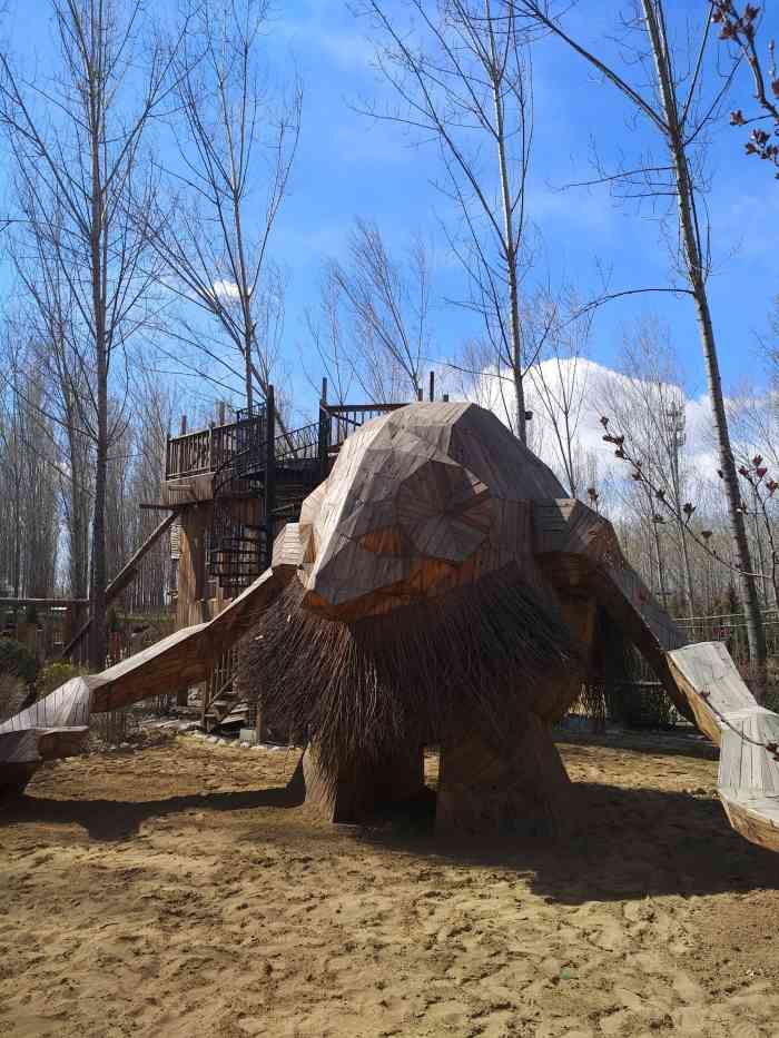 尺木·无山-"从汉石桥湿地公园出来找饭辙时偶然发现的,.