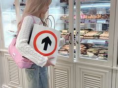 -HOT CRUSH趁热集合·现烤面包(环球港店)