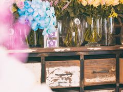 -FLOVIE FLORIST CAFE