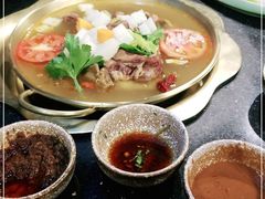 -顶顶汤火牛排火锅·经典铜锅涮肉