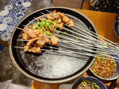 -包整·丝娃娃(一览甲秀楼风景店)