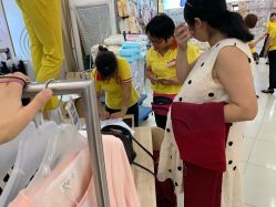 -咿呀母婴(友阿奥特莱斯店)