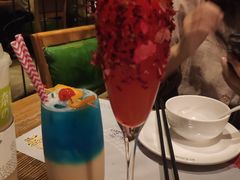 烈焰红唇-胡桃里音乐酒馆(环亚凯瑟琳广场店)