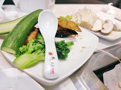 -集品鲜湾·蒸汽海鲜自助料理(青岛银座和谐广场店)