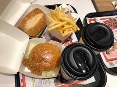 -肯德基(虹桥机场T2北指廊精选外卖点店)