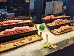 -佰烧海鲜烤肉火锅自助(世茂国际广场店)