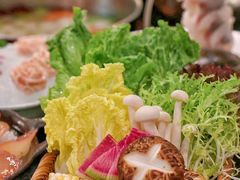 -得意咚瓜·顺德鱼生·冬瓜火锅(深圳首店)