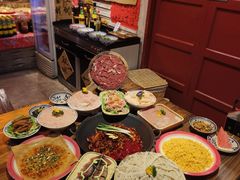 -旧街市鲜货老火锅(大光路店)