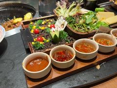-蘸小院铁锅炖·蘸酱菜·东北菜(怀远门店)