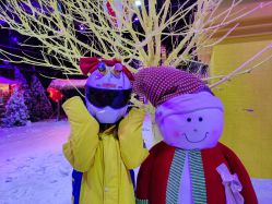 -圣名游乐城冰雪大世界