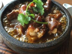-云海肴·汽锅鸡·云南代表菜(天山百盛优客店)
