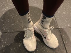 -lululemon(上海浦东IFC店)