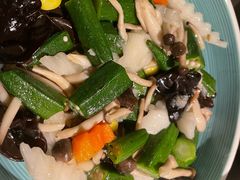 -前海沿·青岛菜(大拇指广场石老人店)