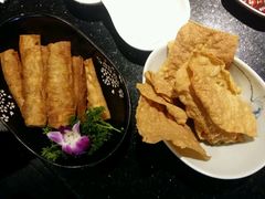酥脆老油条&nbsp;&nbsp;炸豆皮-捞王猪肚鸡火锅(财富中心店)