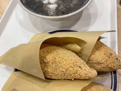 -正南齐北·老街糯米团(洪崖洞店)