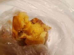 蛋黄咸肉月饼-泰康食品(南京东路店)