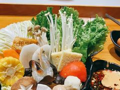 -呷哺呷哺 黄金牧场 (新中关购物中心店)