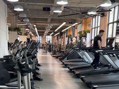 -岩顶健身(玄武店)