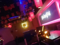-夜火烤摊·东北烧烤酒场·老杨小黄鱼