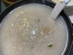 -粤色·老广州茶餐厅(河南商会大厦店)