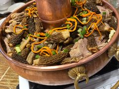 -乡土特色.冷锅鱼.牦牛肉汤锅