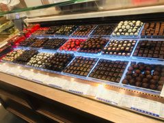 -上海市长春食品商店(淮海中路店)