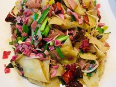 酸菜炒软饼-东哥紫阳蒸盆子(旺座·现代城店)