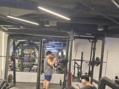 -超鹿运动(达信大厦店)