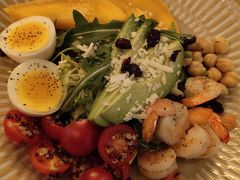 鲜虾香芒牛油果沙拉-COMMUNE幻师(五角场店)