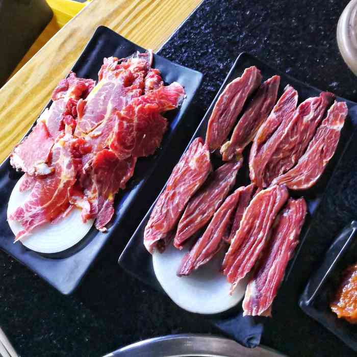 小马扎地摊烤肉-"差评,我找暑假工打了这个电话号码之后就莫.