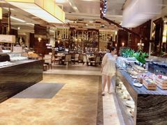 自助取餐区-盛宴标帜西餐厅龙虾.鲍鱼•牛排(重庆喜来登大酒店)