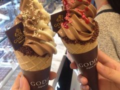 经典巧克力软冰淇淋-GODIVA(王府井apm店)