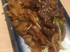 湿炒牛河-避风塘(宝山万达店)