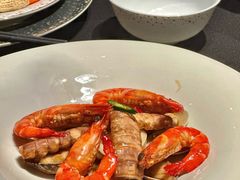 -鲁采LU STYLE(新天地店)