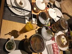 -雍和会海鲜姿造自助(湖东路店)