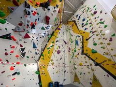 -问山MountQuest攀岩馆