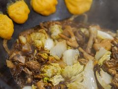 -粘豆包柴火铁锅炖