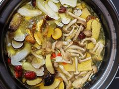 -野菌皇海景野生菌火锅(滨海大道店)