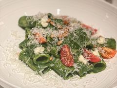 -Mogul Eatery·大亨餐酒馆