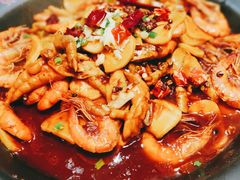 明虾鸡爪-煲得鲜·桐乡煲·小龙虾(万达店)